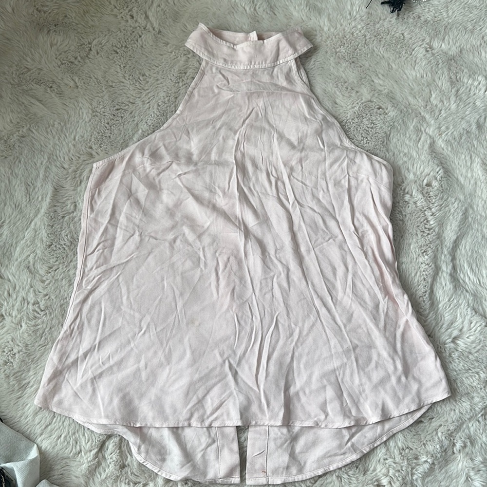 Pink sleeveless top